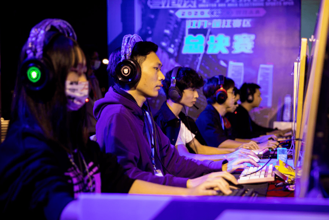 勇士力擒雄 勇士力擒雄